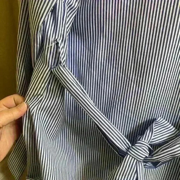 Kontrol Button Blue and White Stripe Long Sleeve Blouse with Pearl Studs Size M - Picture 11 of 11